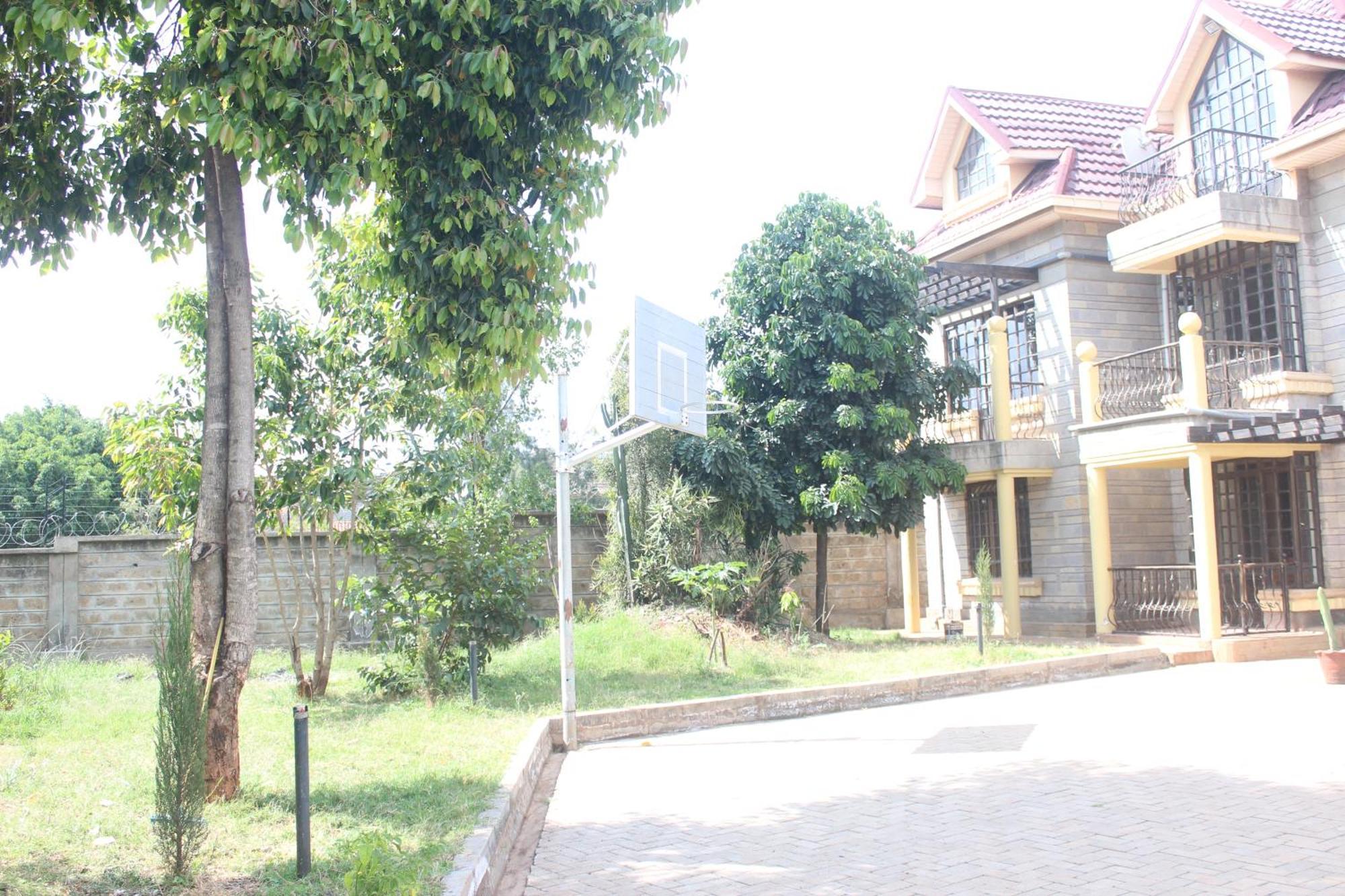 Eshborns House - Near Jkia Bed and Breakfast Syokimau Exterior foto